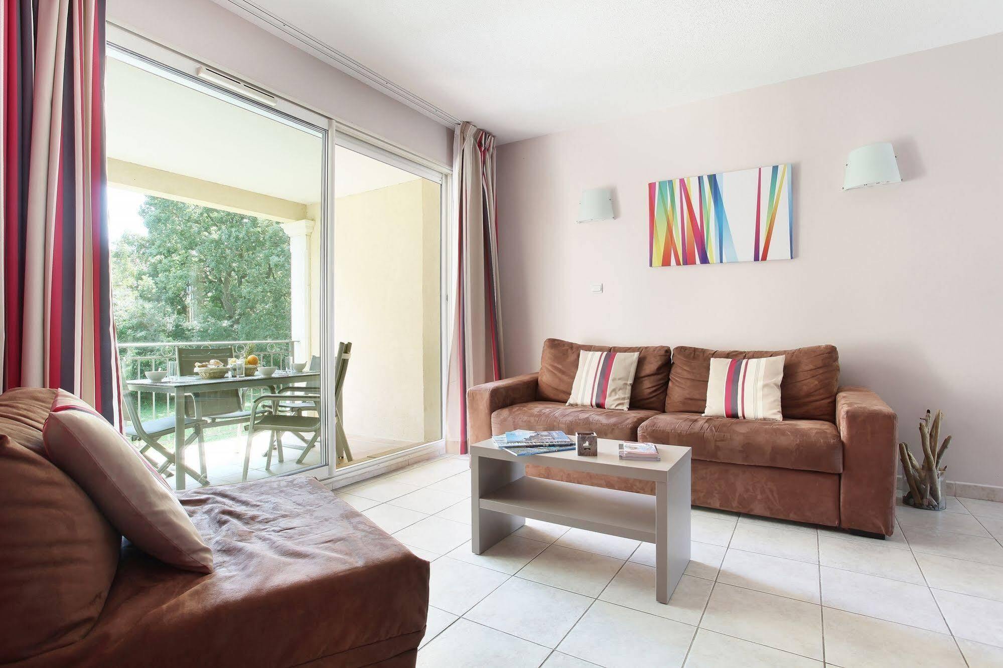Odalys Residence Clos Bonaventure Gassin Esterno foto