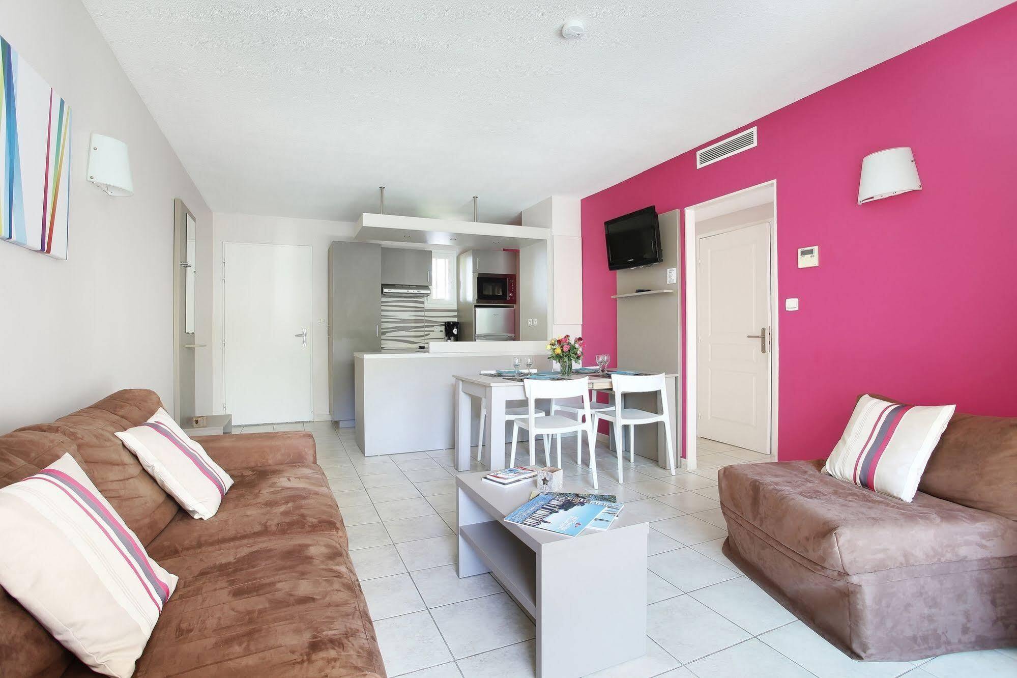 Odalys Residence Clos Bonaventure Gassin Esterno foto