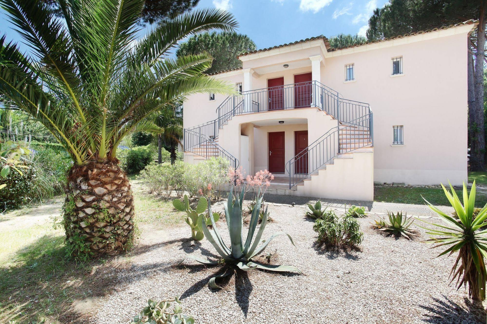 Odalys Residence Clos Bonaventure Gassin Esterno foto